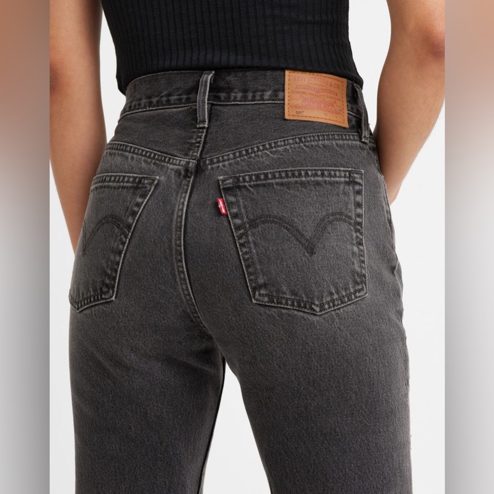 levi’s 501 in “take a hint”